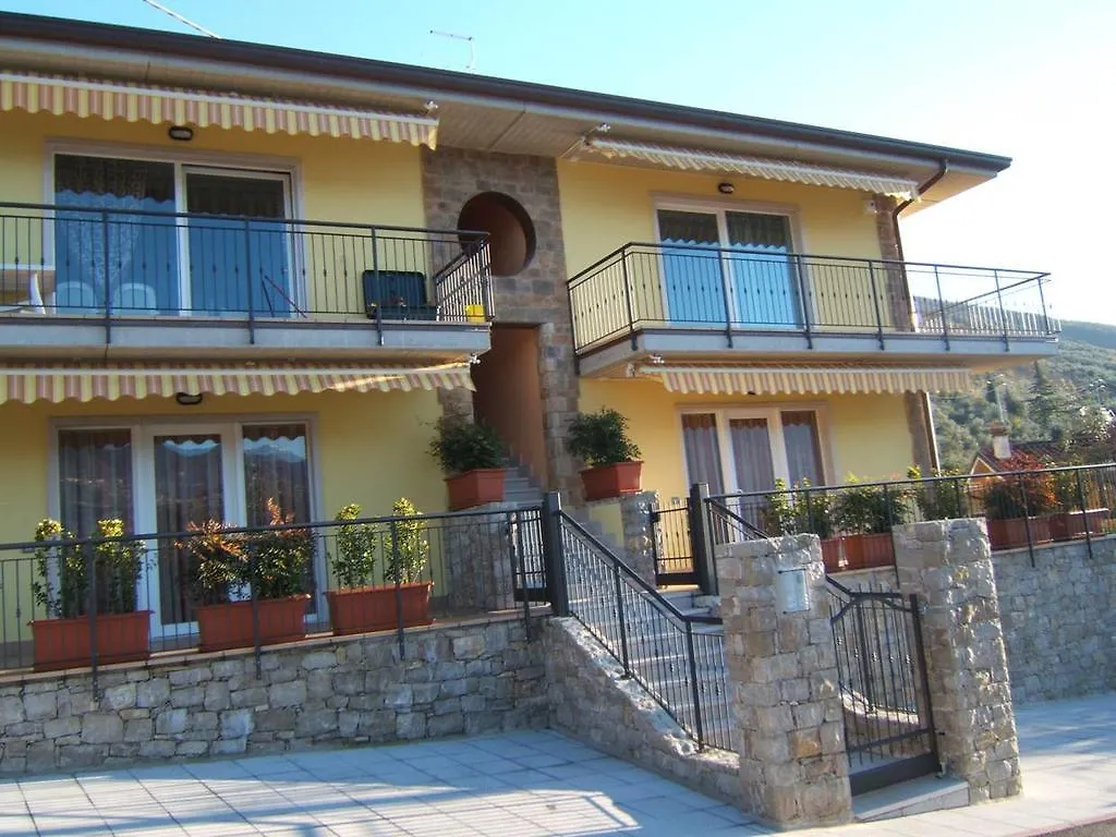 Lägenhet Appartamenti Mary Brenzone sul Garda