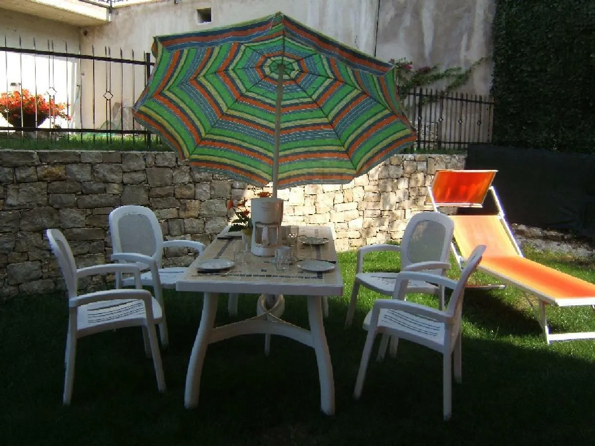 Appartamenti Mary Brenzone sul Garda Italien